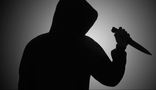 getting stabbed in a dream and feeling it meaning