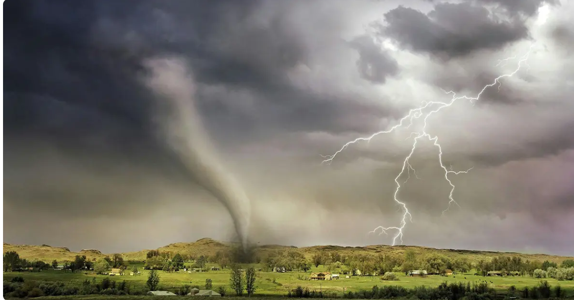 tornado dream meaning
